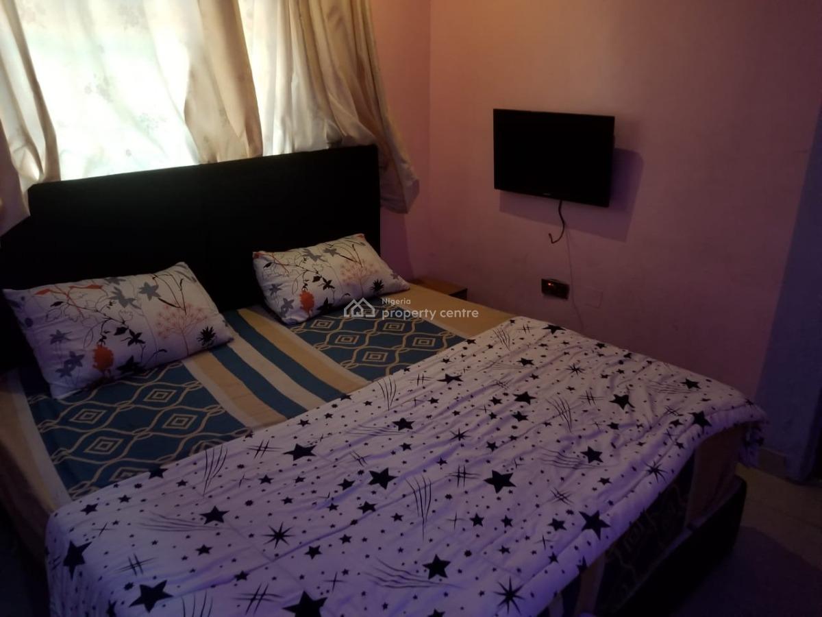 a Lounge with 5rooms at Governor Rd Ikotun, Governor Road Ikotun, Ikotun, Lagos, Hotel / Guest House for Sale