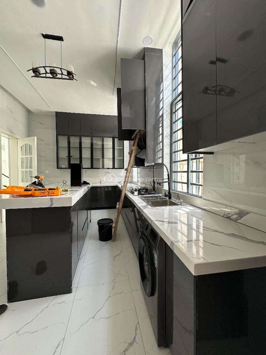 5 Bedroom Luxury Built and Exquisitely Finished Detached House +pool, Megamound Estate, Lekki Phase 2, Lekki, Lagos, Detached Duplex for Sale