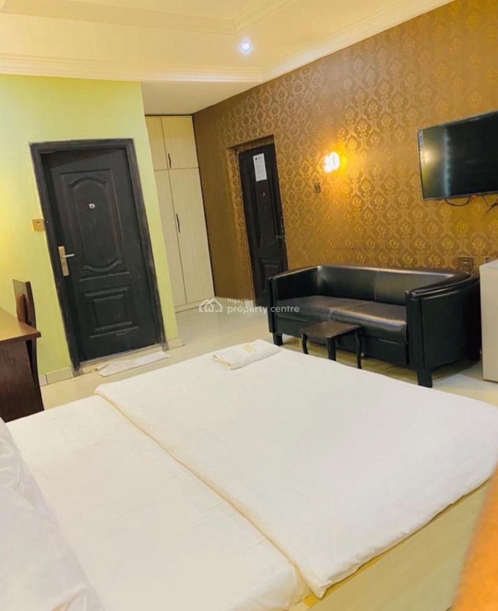 10 Room Hotel, Oyigbo, Rivers, Hotel / Guest House for Sale