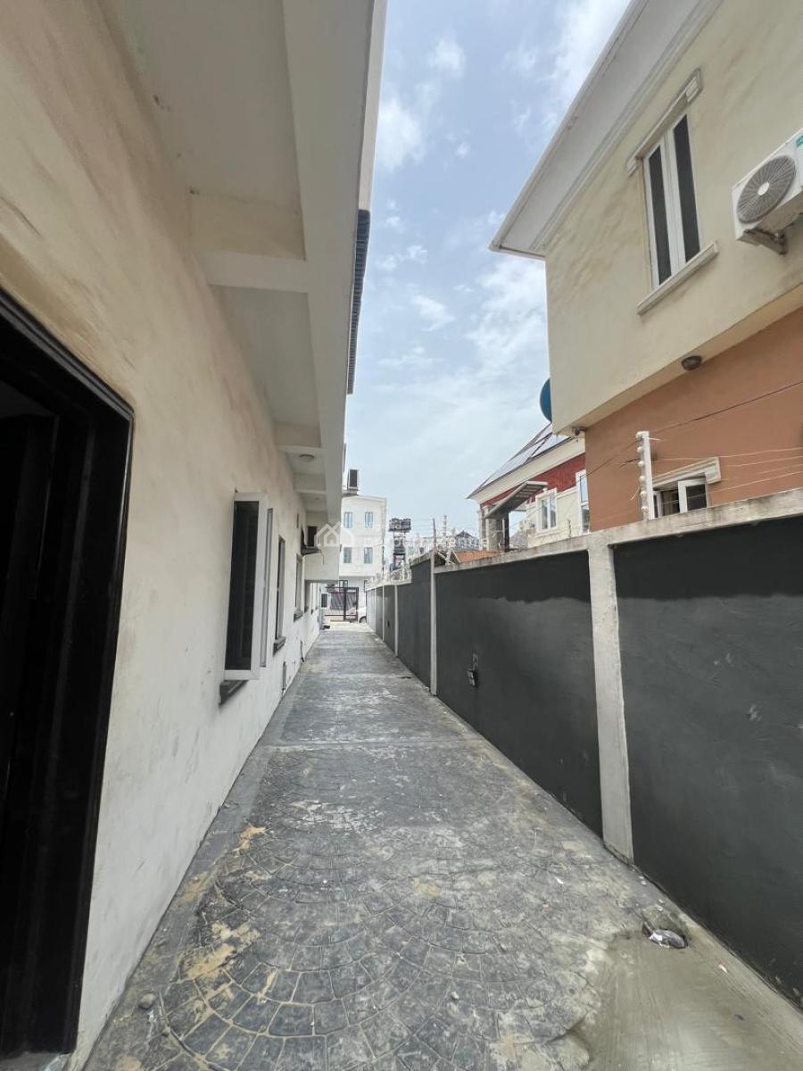 Big Studio Apartment, Ikota Lekki, Ikota, Lekki, Lagos, Self Contain (single Rooms) for Rent