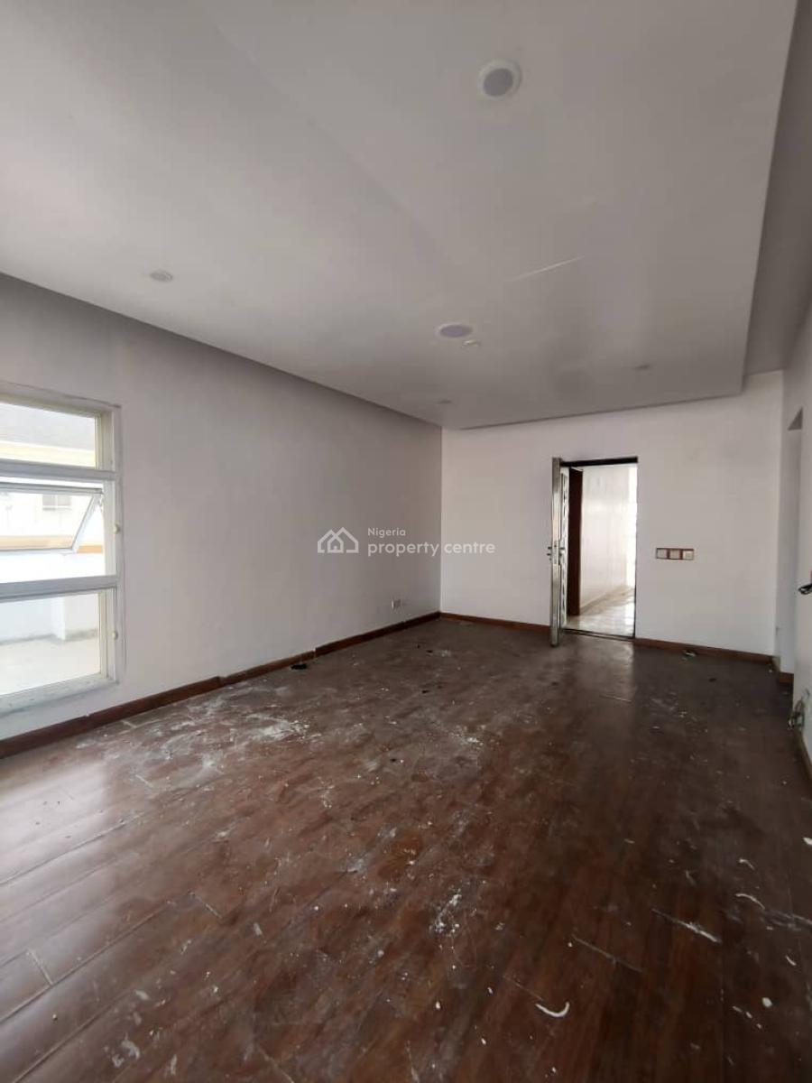 2 Bedroom Penthouse Apartment with 2 Balconies, Lekki, Lekki Phase 1, Lekki, Lagos, Self Contain (single Rooms) for Rent