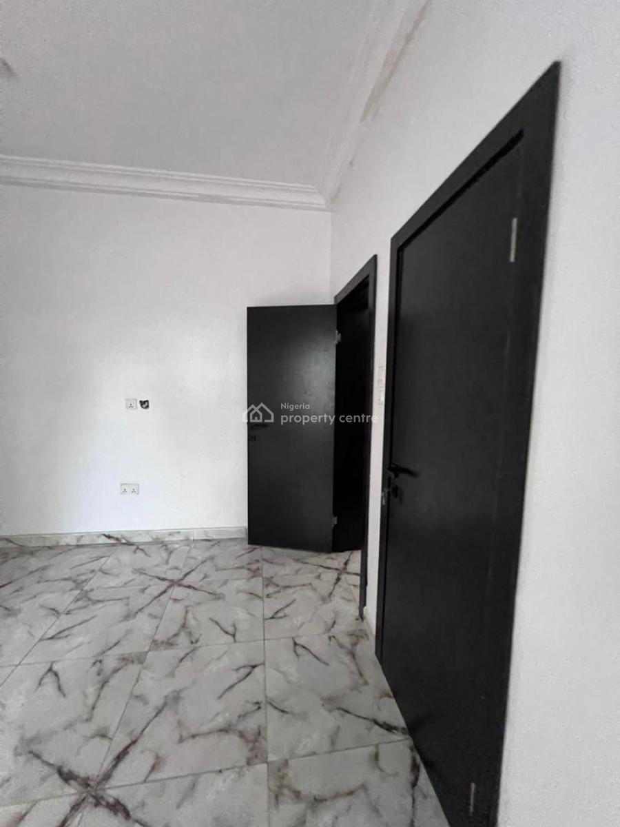 a Well Built Mini Flat Or Room and Parlor, Mobile Road Ajah, Lekki Phase 2, Lekki, Lagos, Mini Flat (room and Parlour) for Rent