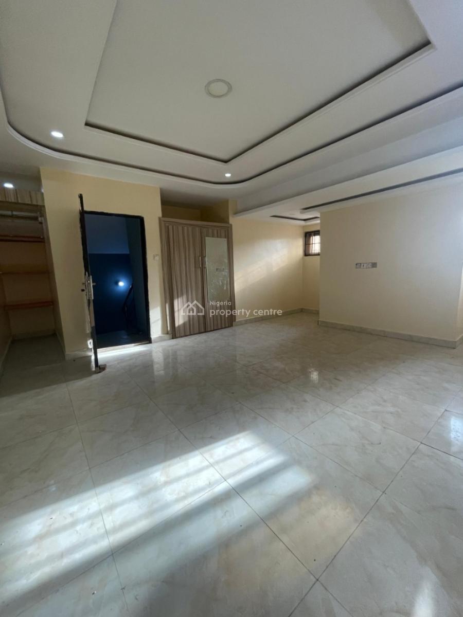 4 Bedroom Penthouse in a Lovely Location, By Ministers Quarters, Life Camp, Abuja, House for Rent