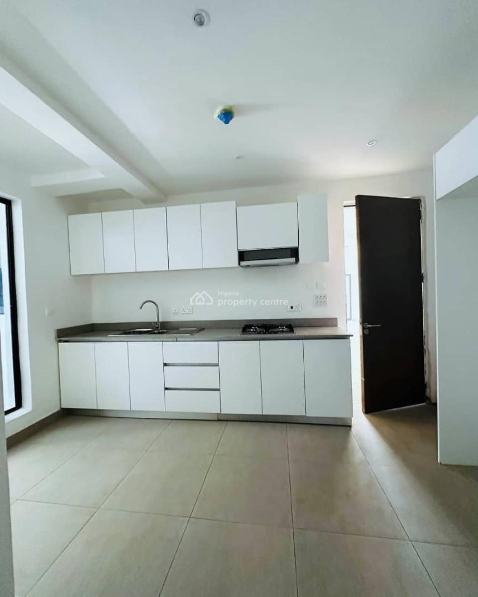 Luxury Newly Built 3bedrooms Apartments with a Bq Swimming Pool, Off Freedom Way Lekki, Lekki Phase 1, Lekki, Lagos, Flat / Apartment for Rent