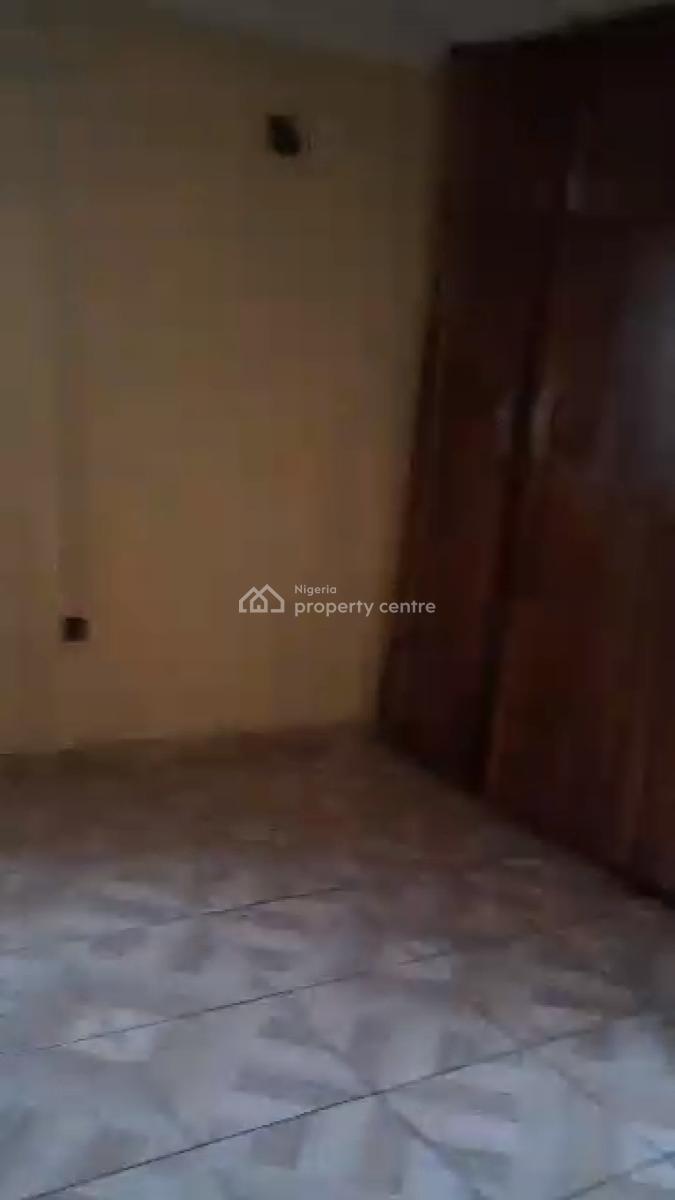 Lovely 3 Bedroom Apartment, Off Awolowo Way, Ikeja, Lagos, Flat / Apartment for Rent