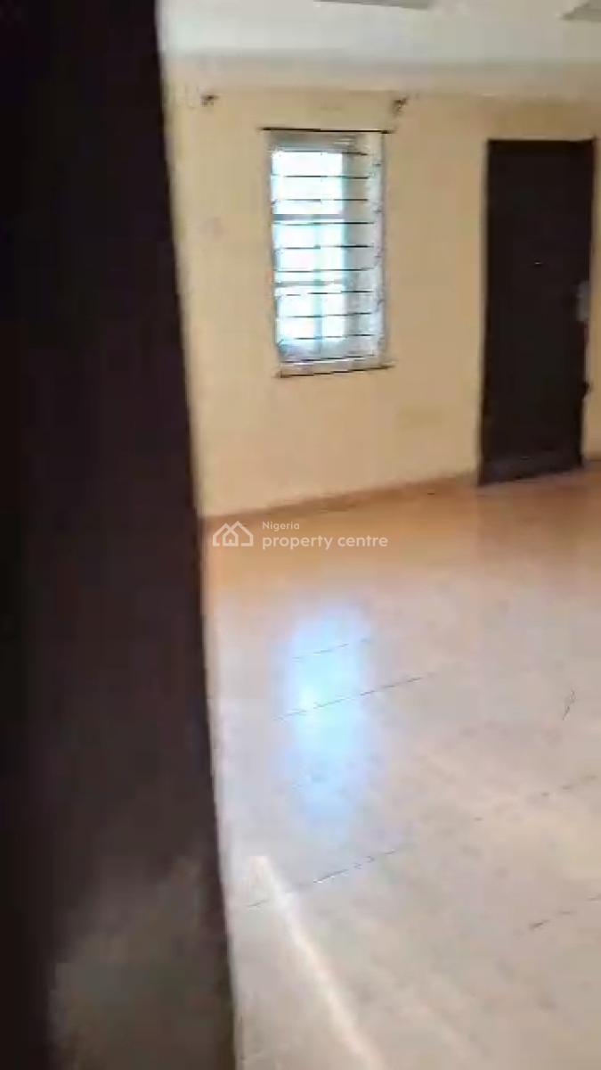 Lovely 3 Bedroom Apartment, Off Awolowo Way, Ikeja, Lagos, Flat / Apartment for Rent