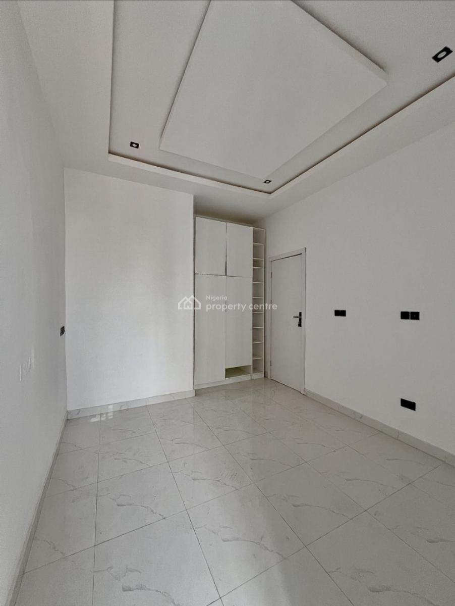 Fully Serviced 4 Bedroom Terrace Duplex, Ikota Villa Estate, Lekki, Lagos, Terraced Duplex for Sale