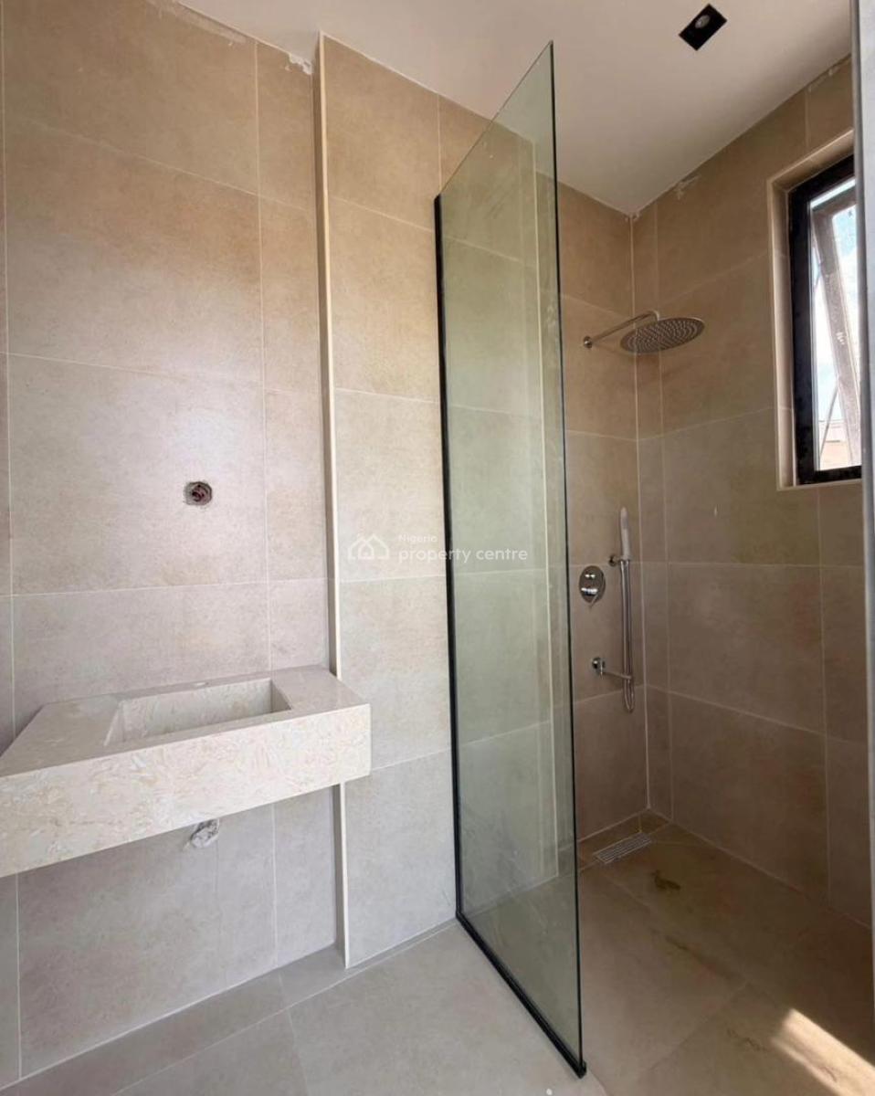3 Bedroom Serviced Apartment, Lekki Phase 1, Lekki, Lagos, Flat / Apartment for Sale