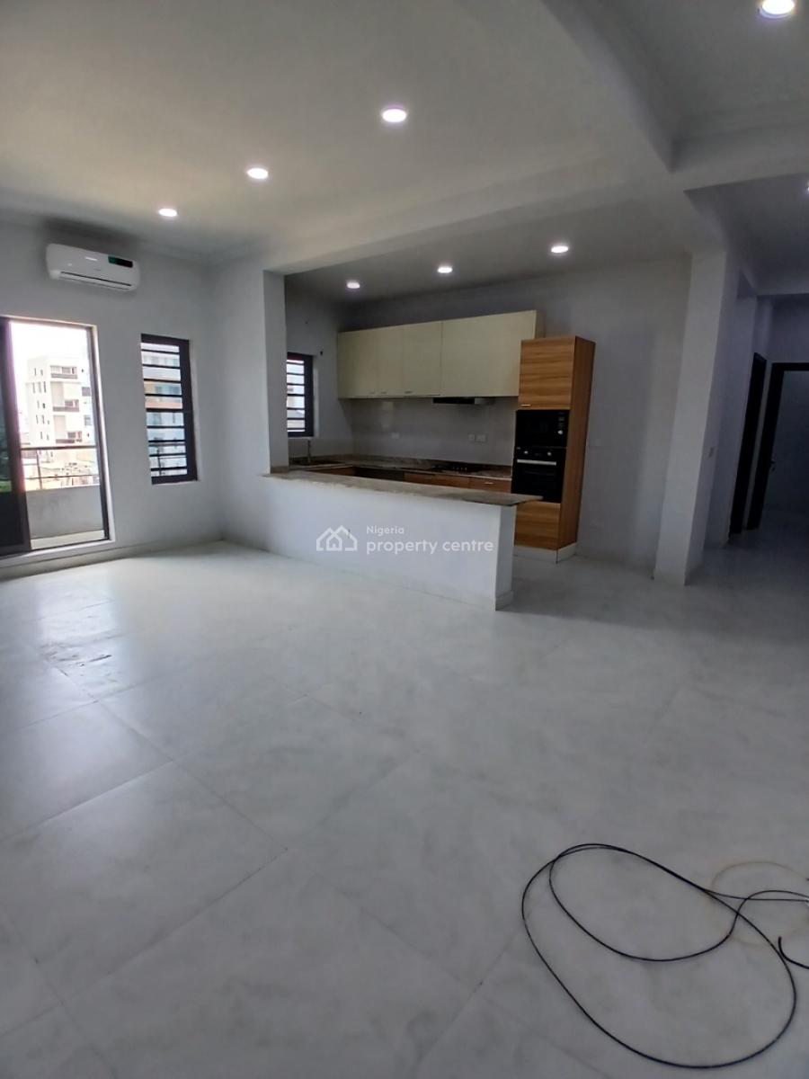 Serviced with 24/7 Power Supply 2 Bedroom En-suite Flat with an Open F, Ikate, Lekki, Lagos, Flat / Apartment for Rent