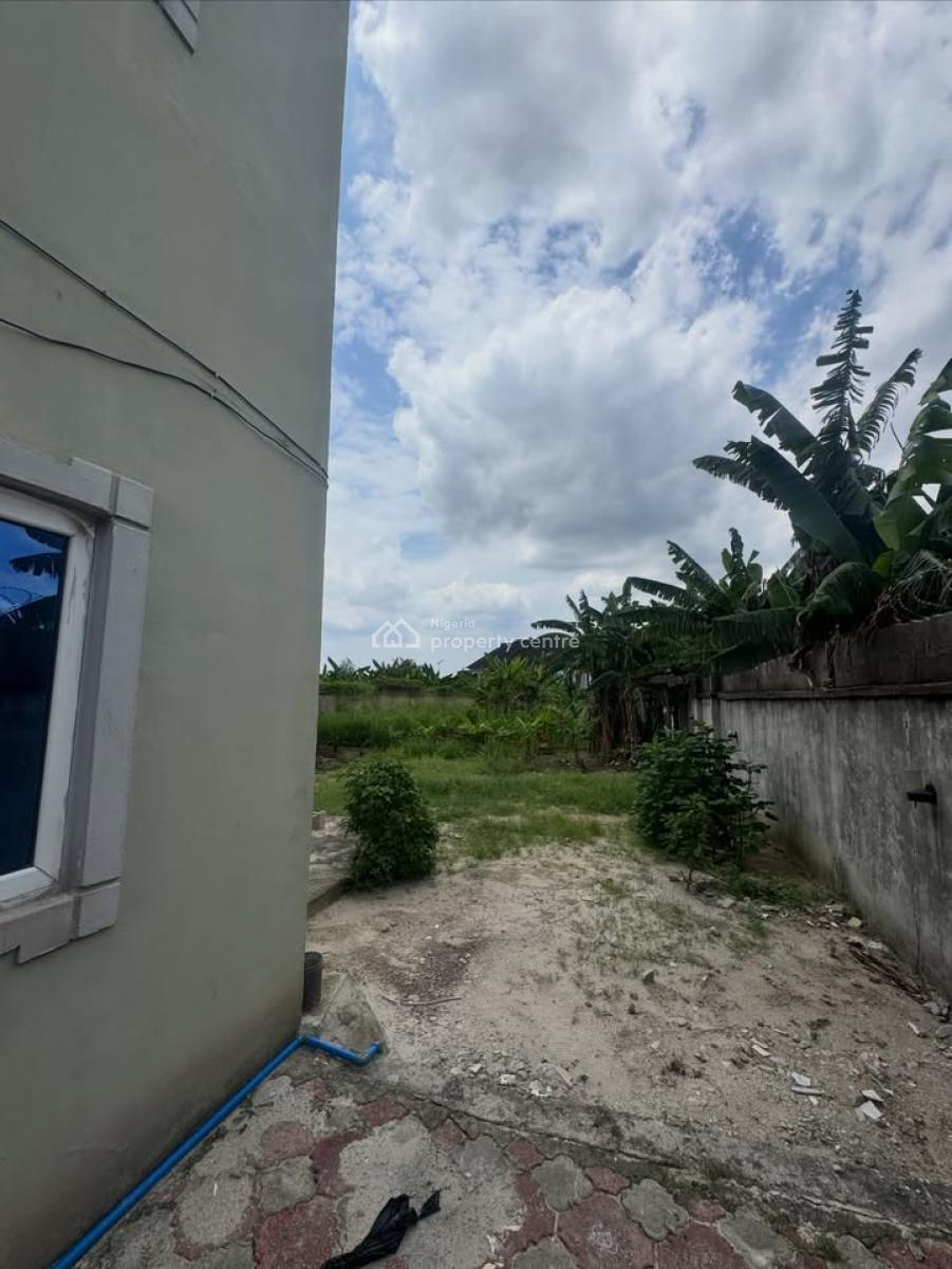 Lucrative Investment on 4.5plots (6 Units of 2 Bedroom, 8 Big Shops, Off Nta Road, Ozuoba, Port Harcourt, Rivers, Block of Flats for Sale
