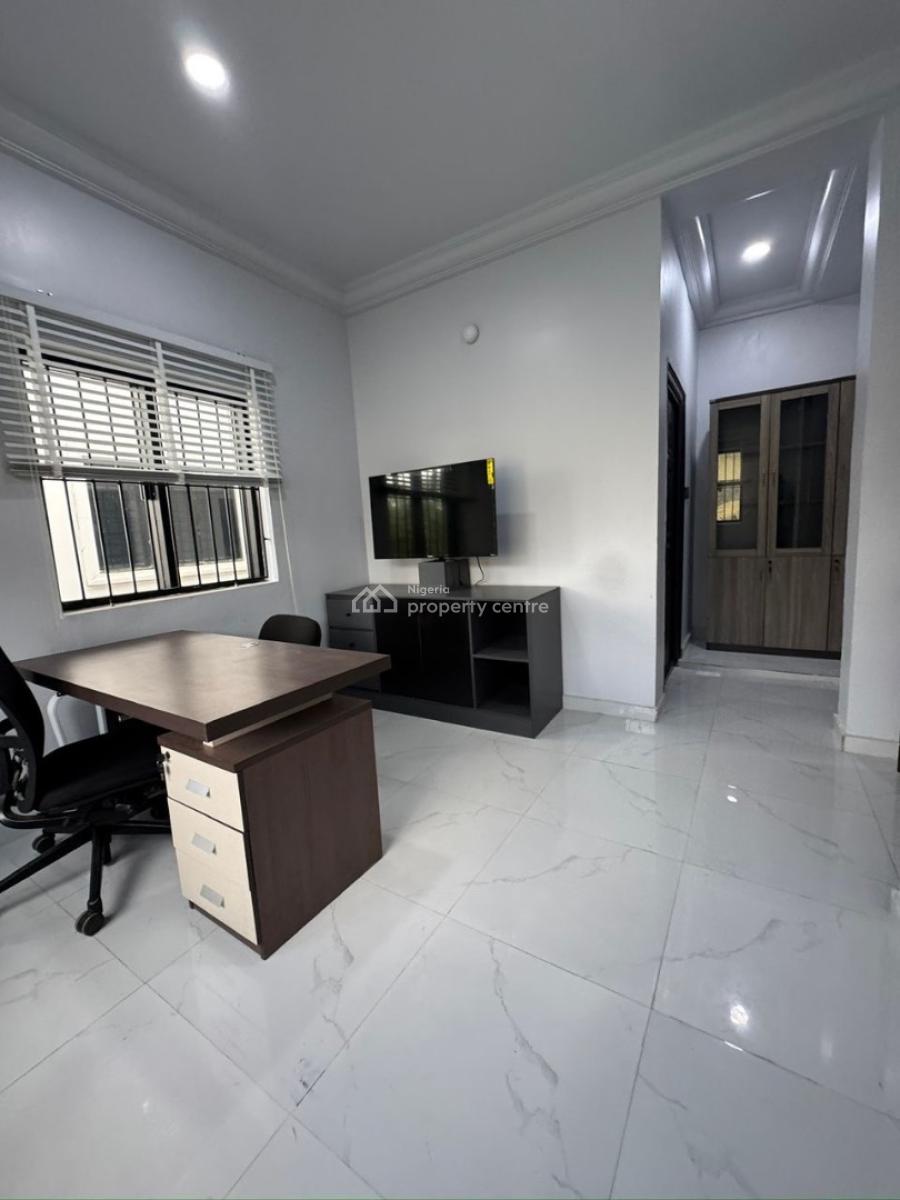 3-bedroom Furnished (commercial Use) at New Bodija, New Bodija, New Bodija, Ibadan, Oyo, Office Space for Rent