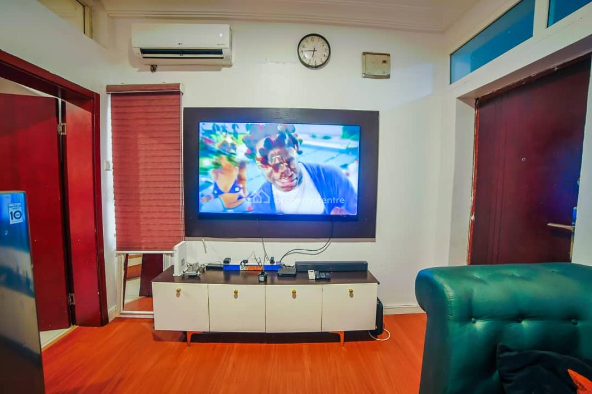 Furnished Mini Flat with 24hours Light Airbnb Allowed, Off Admiralty Way, Lekki Phase 1, Lekki, Lagos, Mini Flat (room and Parlour) for Rent