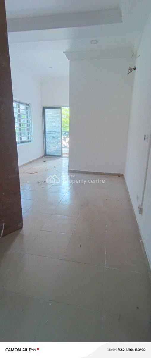 Beautiful 4 Bedroom Duplex with Bq, By Pinnacle Filling Station, Lekki Phase 1, Lekki, Lagos, Terraced Duplex for Rent