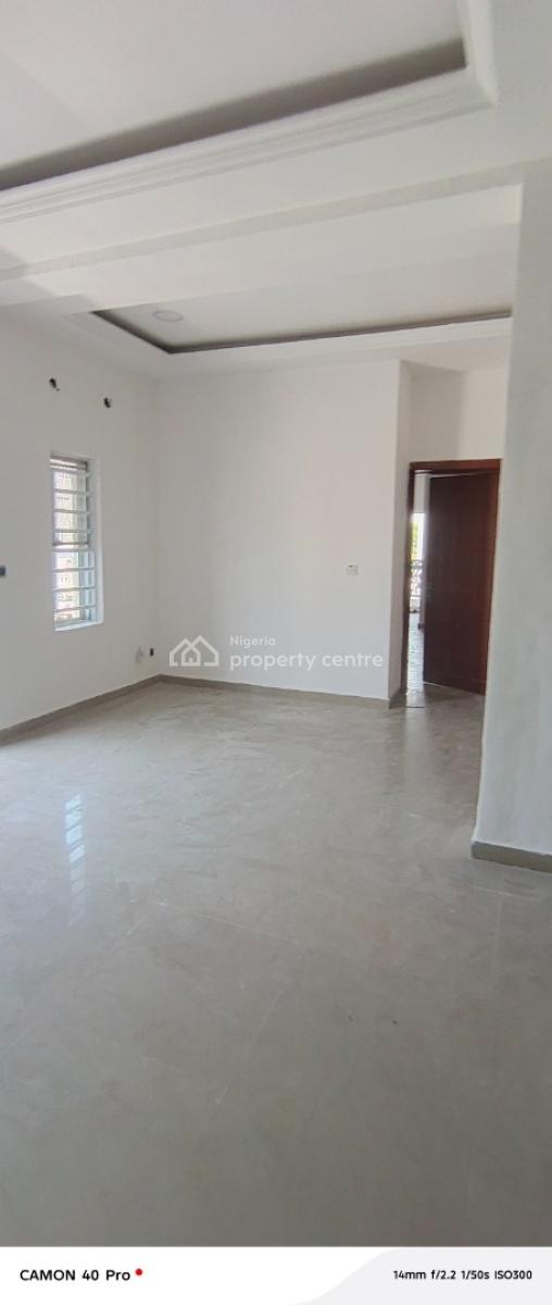 Beautiful 4 Bedroom Duplex with Bq, By Pinnacle Filling Station, Lekki Phase 1, Lekki, Lagos, Terraced Duplex for Rent