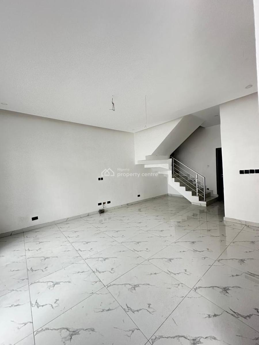 Spacious Luxury 4 Bedroom Semi-detached Duplex with Bq, Vgc, Lekki Phase 2, Lekki, Lagos, Semi-detached Duplex for Sale