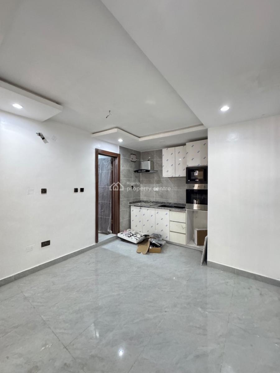 Beautiful Studio & 2 Bedroom Apartment in a Good Neighborhood., Off Nnobi Right, Ikate, Surulere, Lagos, Block of Flats for Sale