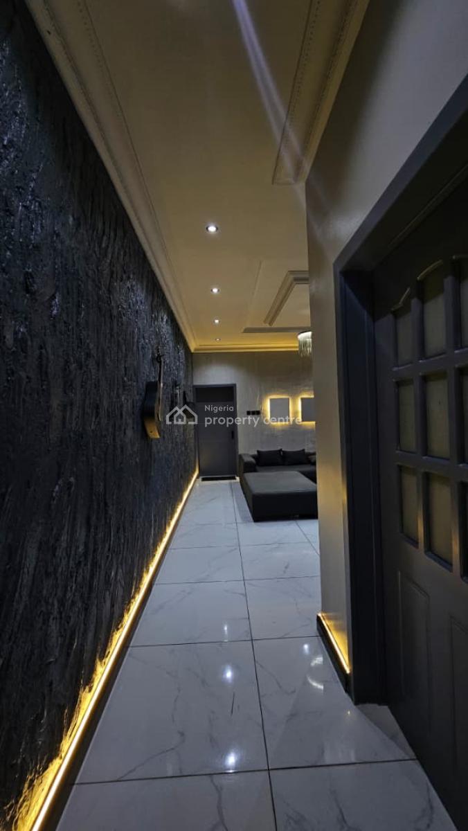 One Bedroom Apartment, Lekki Phase 1, Lekki, Lagos, House Short Let