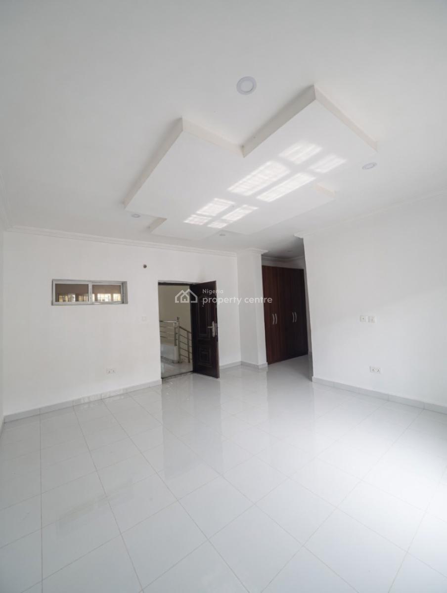 a Well Built 3bedroom Terrace Duplex, Pepperoni Abraham Adesunya, Lekki Phase 2, Lekki, Lagos, Terraced Duplex for Rent