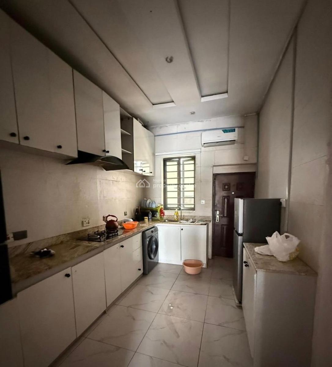 Luxury Furniture 3 Bedroom Terrace Duplex, Orchid Road, Lekki Expressway, Lekki, Lagos, Terraced Duplex for Sale