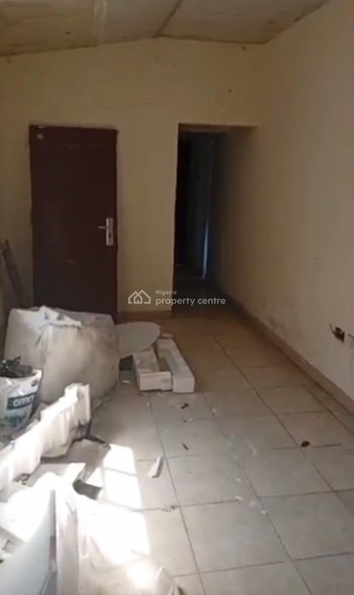 a Fully Detached Bungalow (self Compound)  with Enough Parking Space, Off, Adeniran Ogunsanya, Surulere, Lagos, Detached Bungalow for Rent