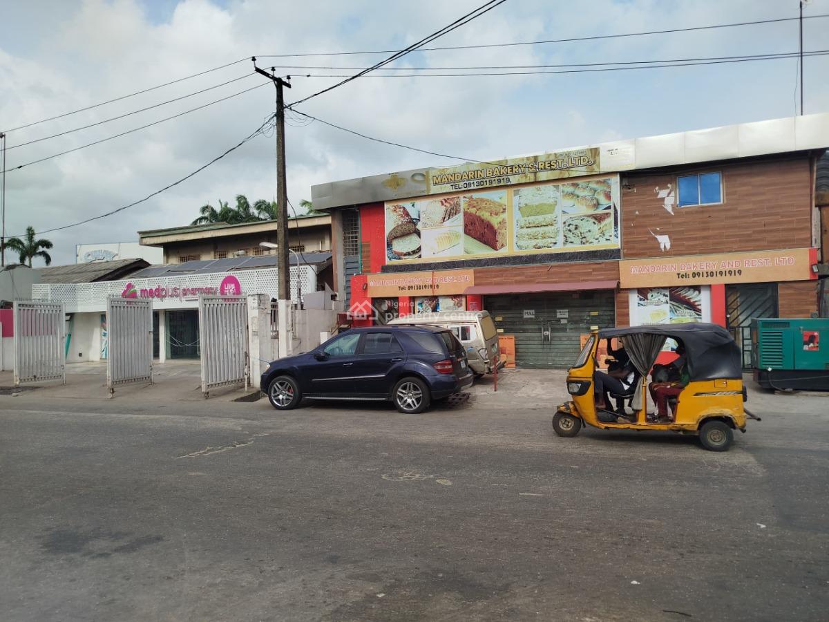 Business Plaza in a Prime Location, Osolo Way Accessibile to Ajao Estate, Ikeja, Lagos, Plaza / Complex / Mall for Sale