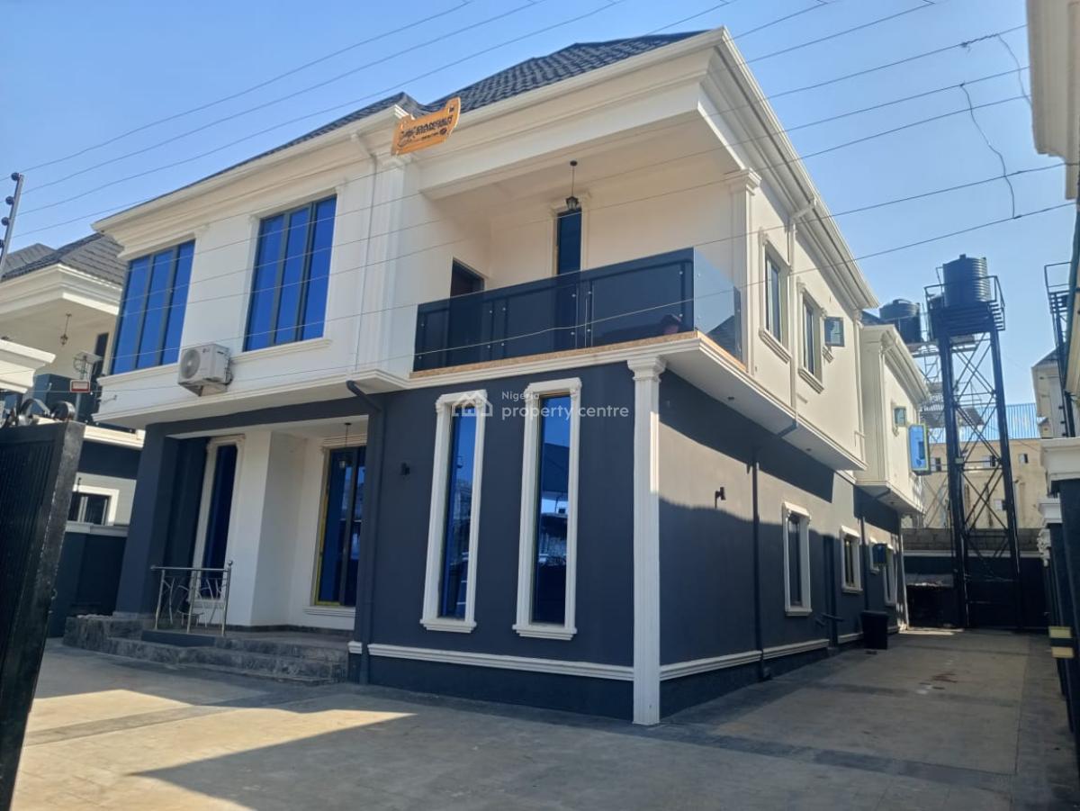 Spacious Standard Newly Renovated 3 Bedroom Apartment, Lugbe District, Abuja, Flat / Apartment for Rent