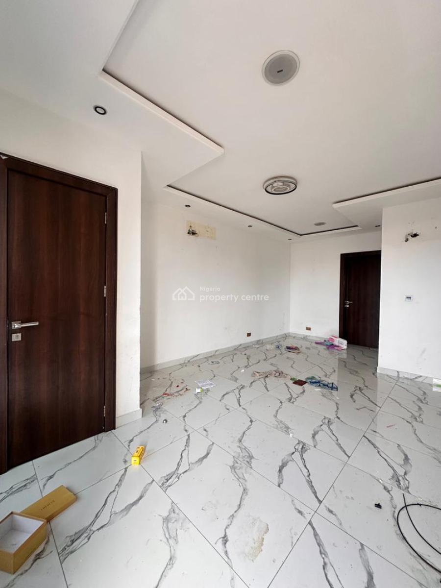 2 Bedroom Apartment Available!!! ( 3rd Floor ), Ologolo, Lekki, Lagos, Flat / Apartment for Rent
