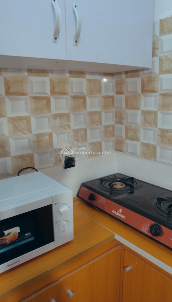 Lease Lease Lease, Pedro, Gbagada, Lagos, Self Contain (single Rooms) for Rent