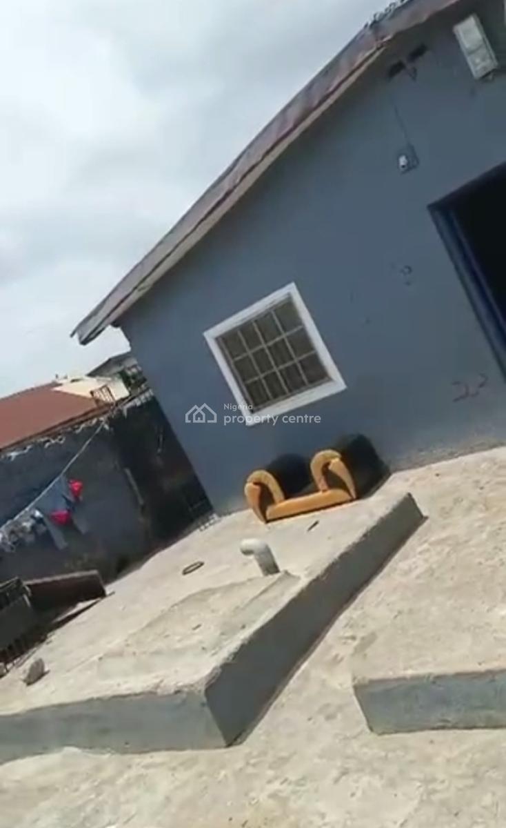 a Bungalow on a Full Plot Land, Ijesha, Surulere, Lagos, Detached Bungalow for Sale