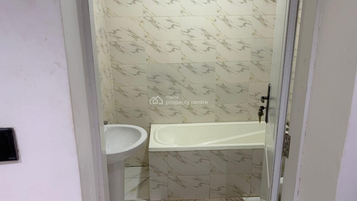 Clean Furnished and Serviced Flat, Katampe, Abuja, Flat / Apartment for Rent