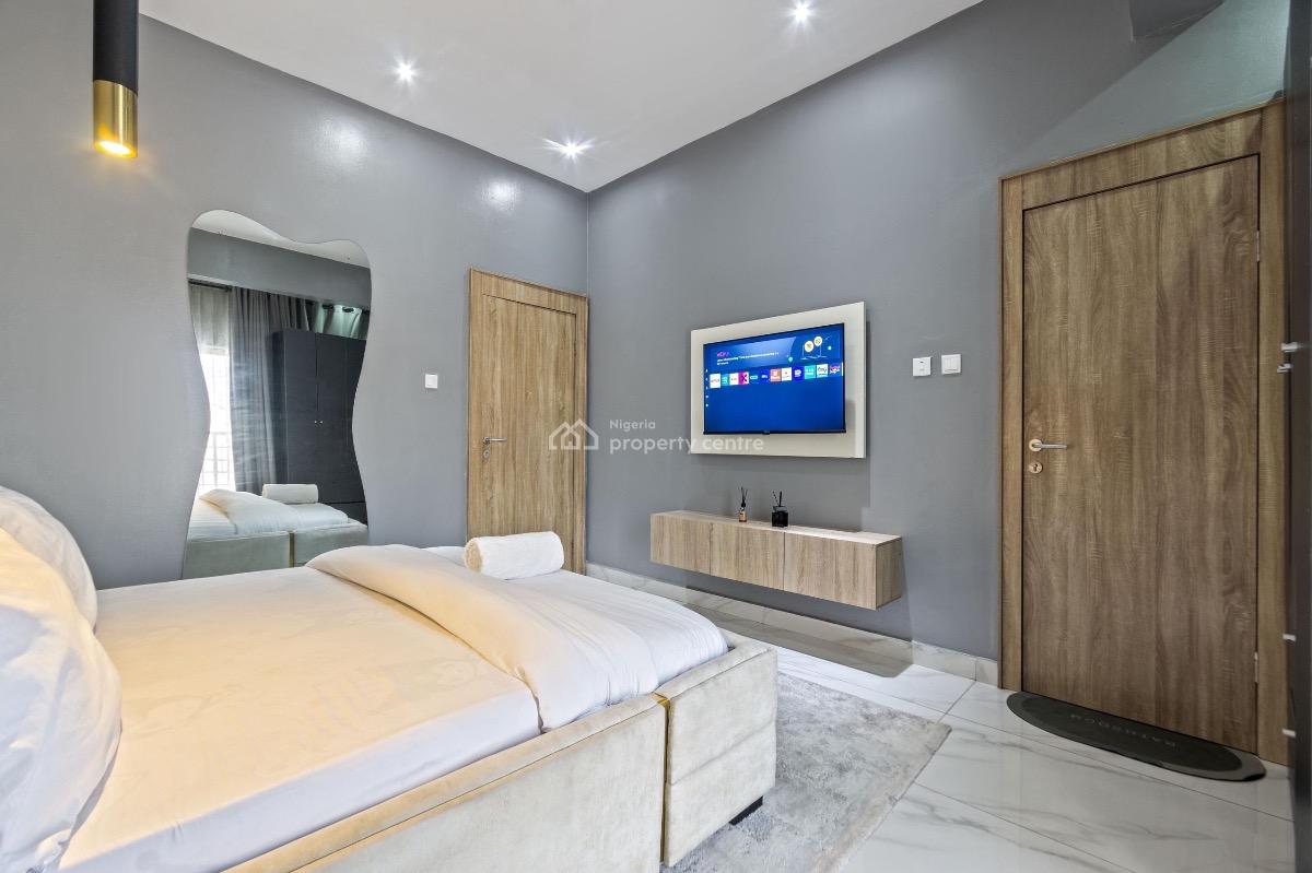 Brand New 2-bedroom Smart Luxury Home with Alexa, Ps5, Outdoor Sit-out, Lekki Phase 1, Lekki, Lagos, Flat / Apartment Short Let