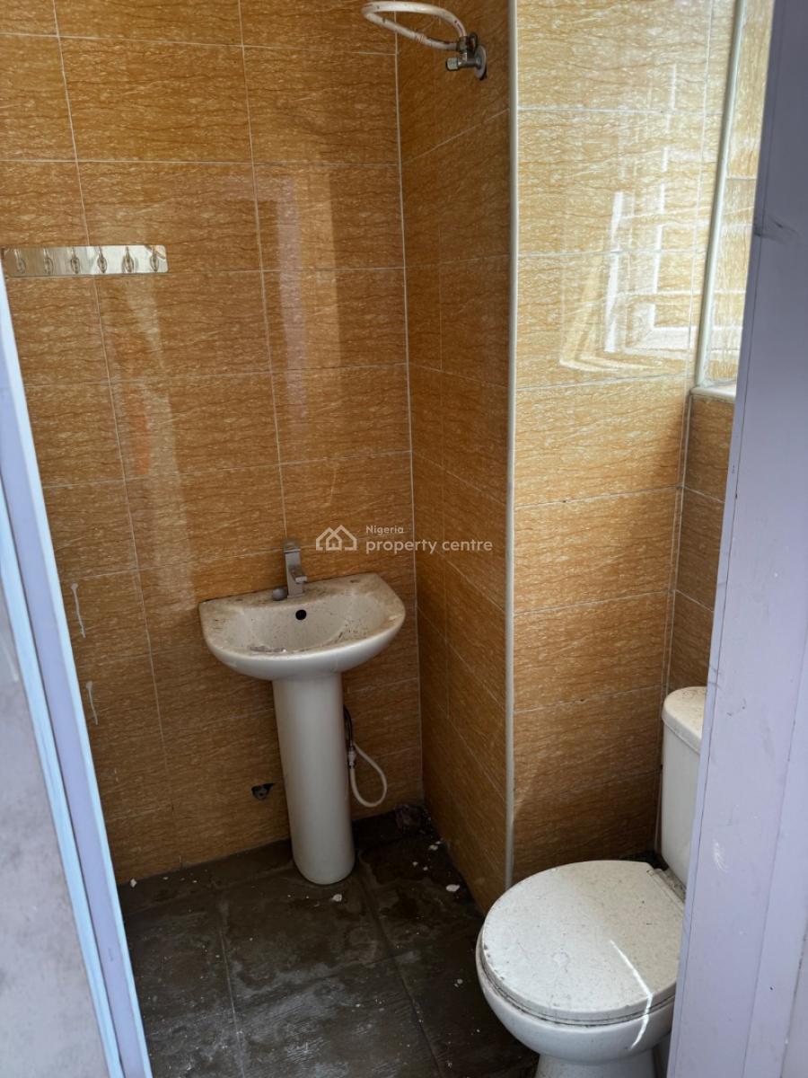 Newly Renovated 3-bedroom Apartment (upstairs), Ogombo, Ajah, Lagos, Flat / Apartment for Rent
