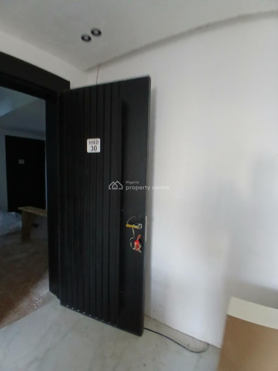 Serviced with 24/7 Power Supply 2 Bedroom En-suite Flat with an Open F, Ikate, Lekki, Lagos, Flat / Apartment for Rent