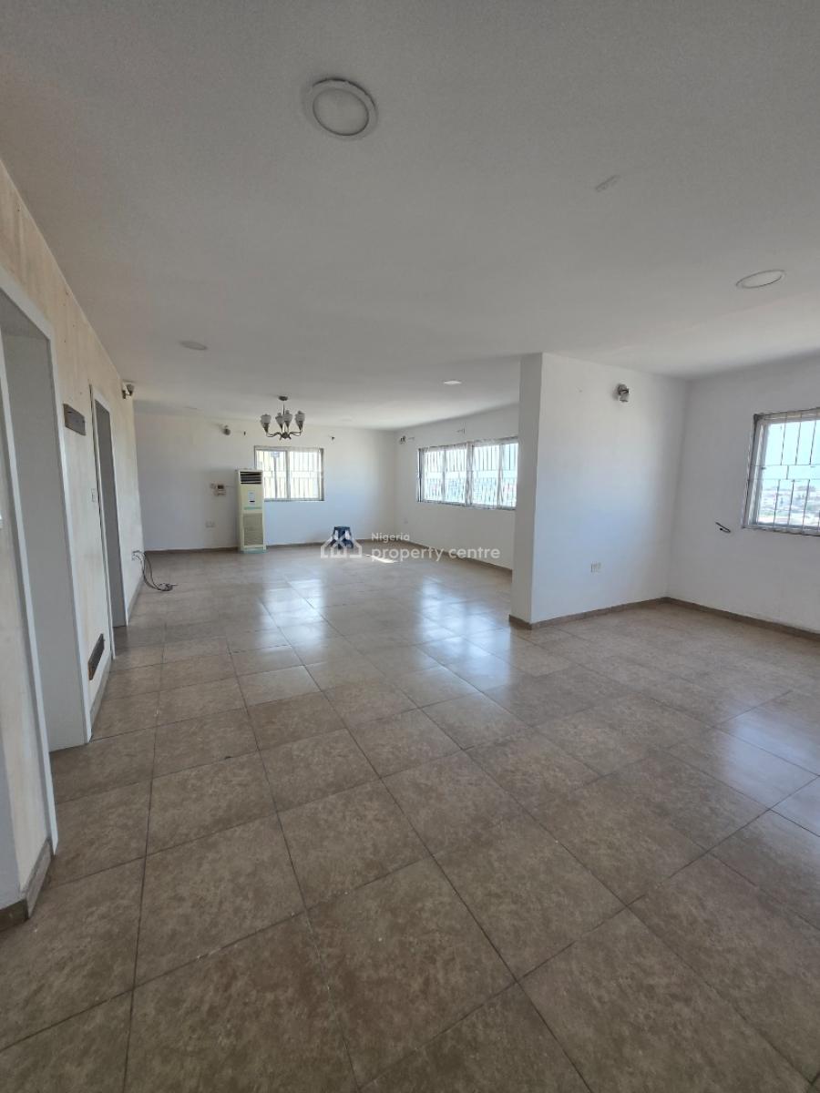 Standard 4-bedeoom Penthouse with Bq at Ikate, Prune Waterview Estate L, Garden-2 Estate Ikate, Ikate, Lekki, Lagos, Block of Flats for Sale