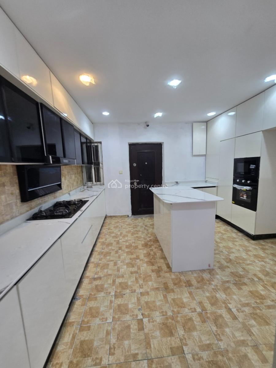 Standard 4-bedeoom Penthouse with Bq at Ikate, Prune Waterview Estate L, Garden-2 Estate Ikate, Ikate, Lekki, Lagos, Block of Flats for Sale