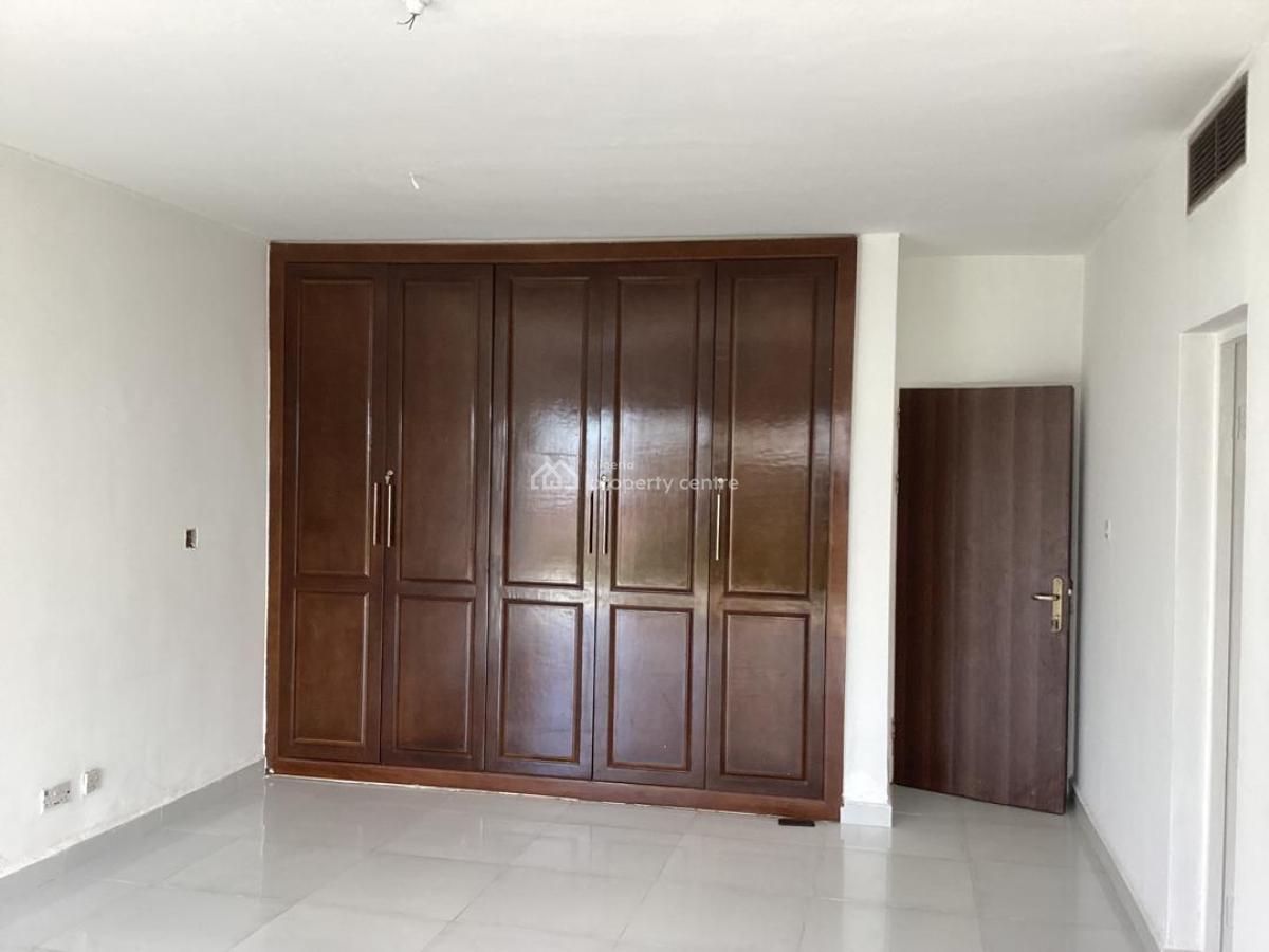 3 Bedroom Apartment with a Bq, Off Ikoyi Crescent, Ikoyi, Lagos, Flat / Apartment for Rent