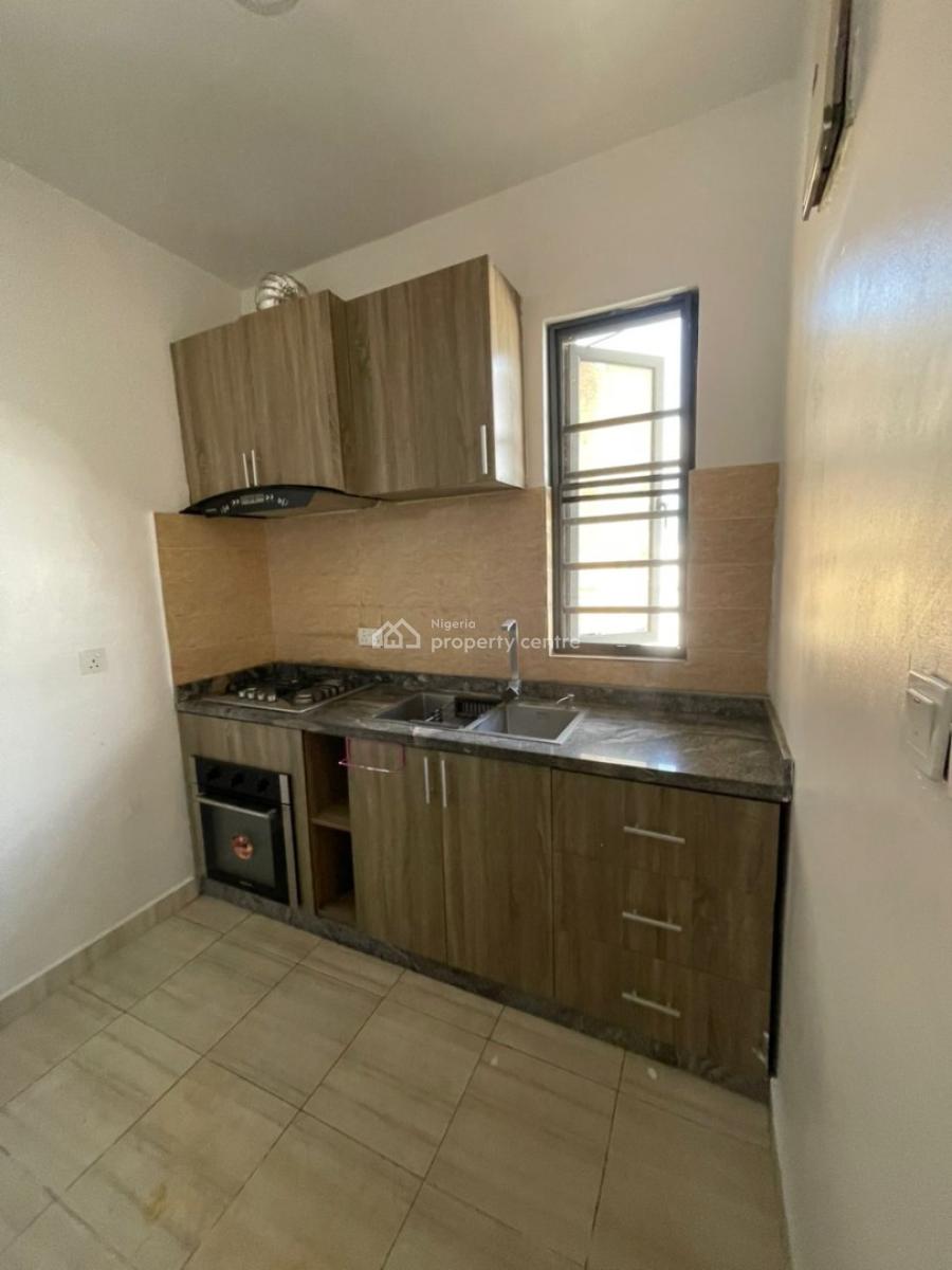 Stunning 2 Bedroom Apartments, Ologolo, Lekki, Ologolo, Lekki, Lagos, Flat / Apartment for Rent