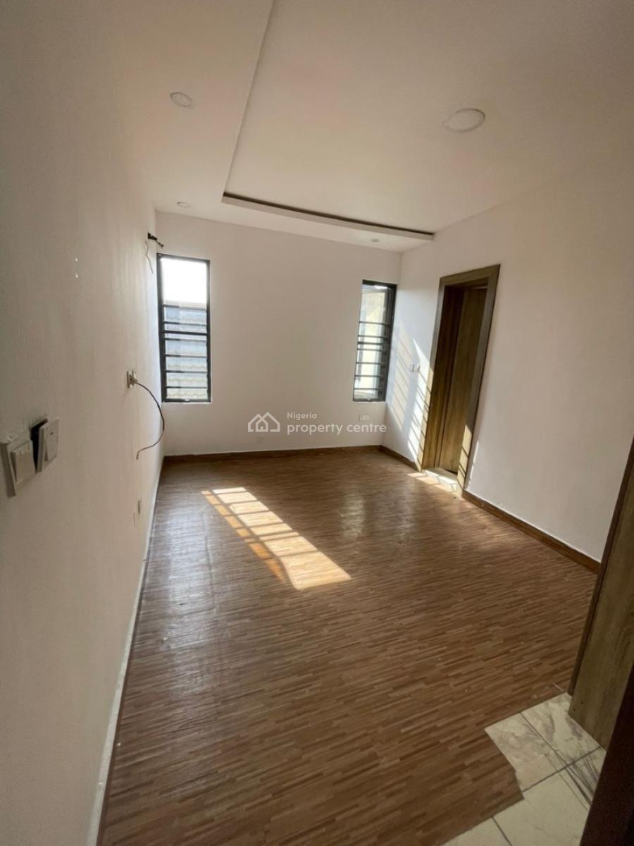 Stunning 2 Bedroom Apartments, Ologolo, Lekki, Ologolo, Lekki, Lagos, Flat / Apartment for Rent