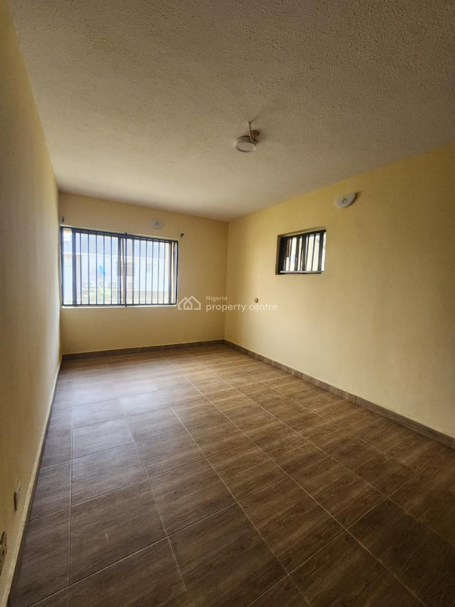 Luxury 3 Bedroom Flat Available in a Calm Area, Alagomeji, Alagomeji, Yaba, Lagos, Flat / Apartment for Rent