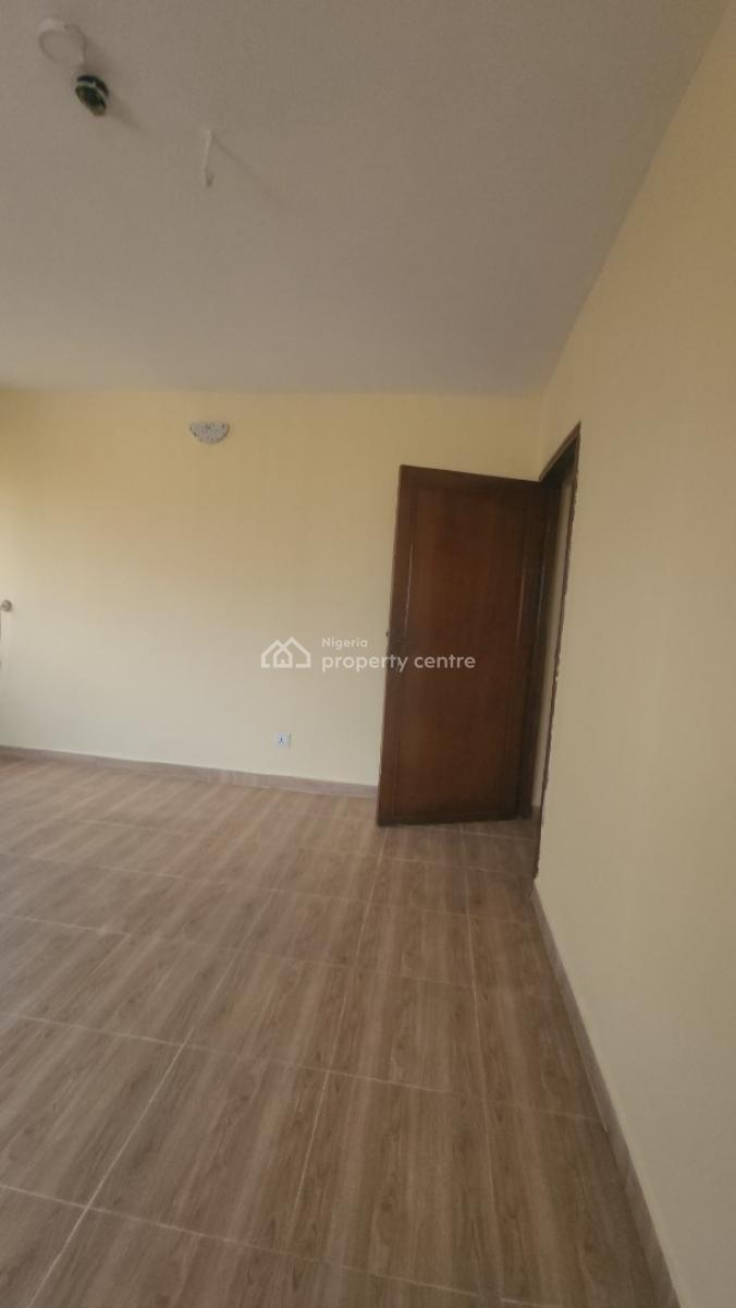 Luxury 3 Bedroom Flat Available in a Calm Area, Alagomeji, Alagomeji, Yaba, Lagos, Flat / Apartment for Rent