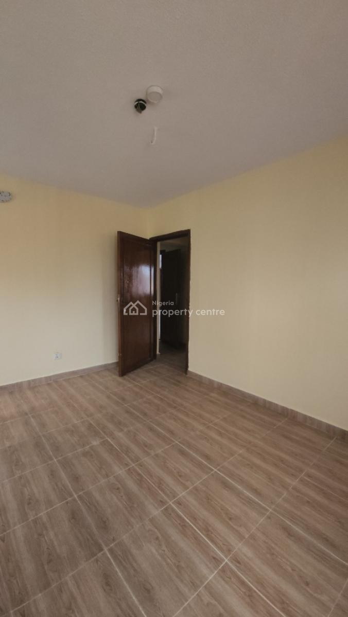 Luxury 3 Bedroom Flat Available in a Calm Area, Alagomeji, Alagomeji, Yaba, Lagos, Flat / Apartment for Rent