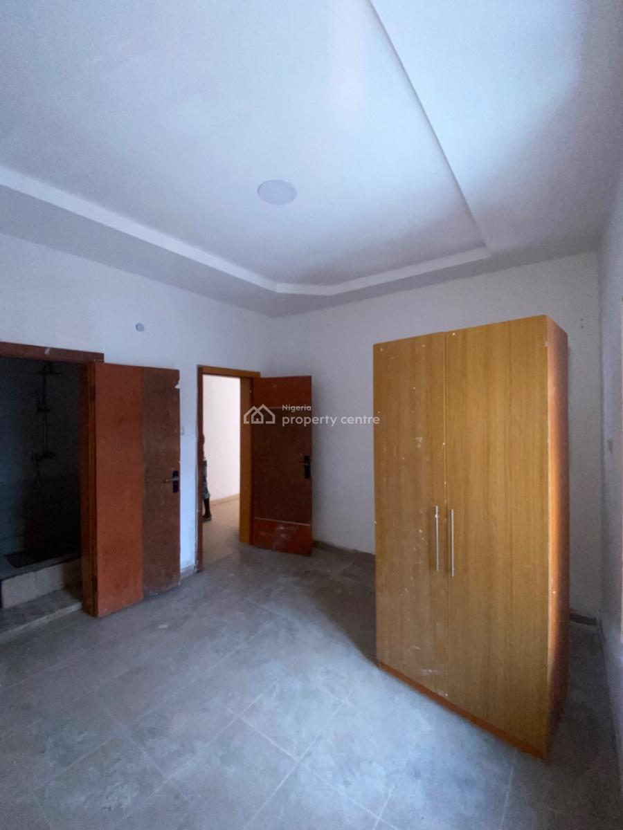 Luxury Clean 2 Bedroom, Behind Lbs, Sangotedo, Ajah, Lagos, Flat / Apartment for Rent