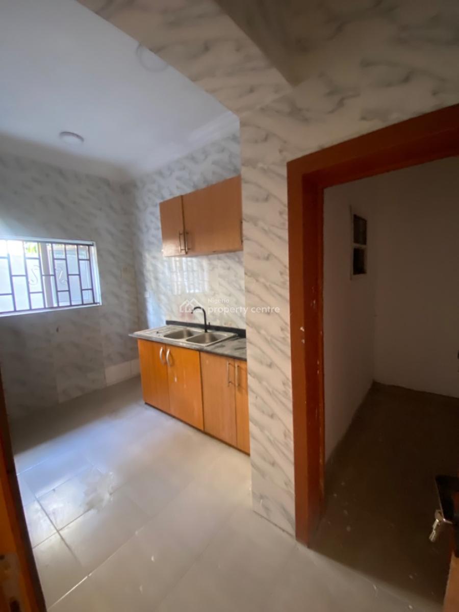 Luxury Clean 2 Bedroom, Behind Lbs, Sangotedo, Ajah, Lagos, Flat / Apartment for Rent