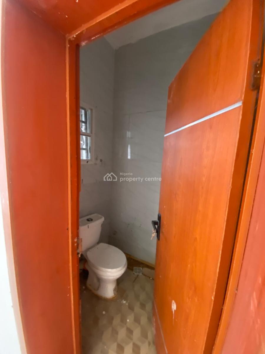 Luxury Clean 2 Bedroom, Behind Lbs, Sangotedo, Ajah, Lagos, Flat / Apartment for Rent
