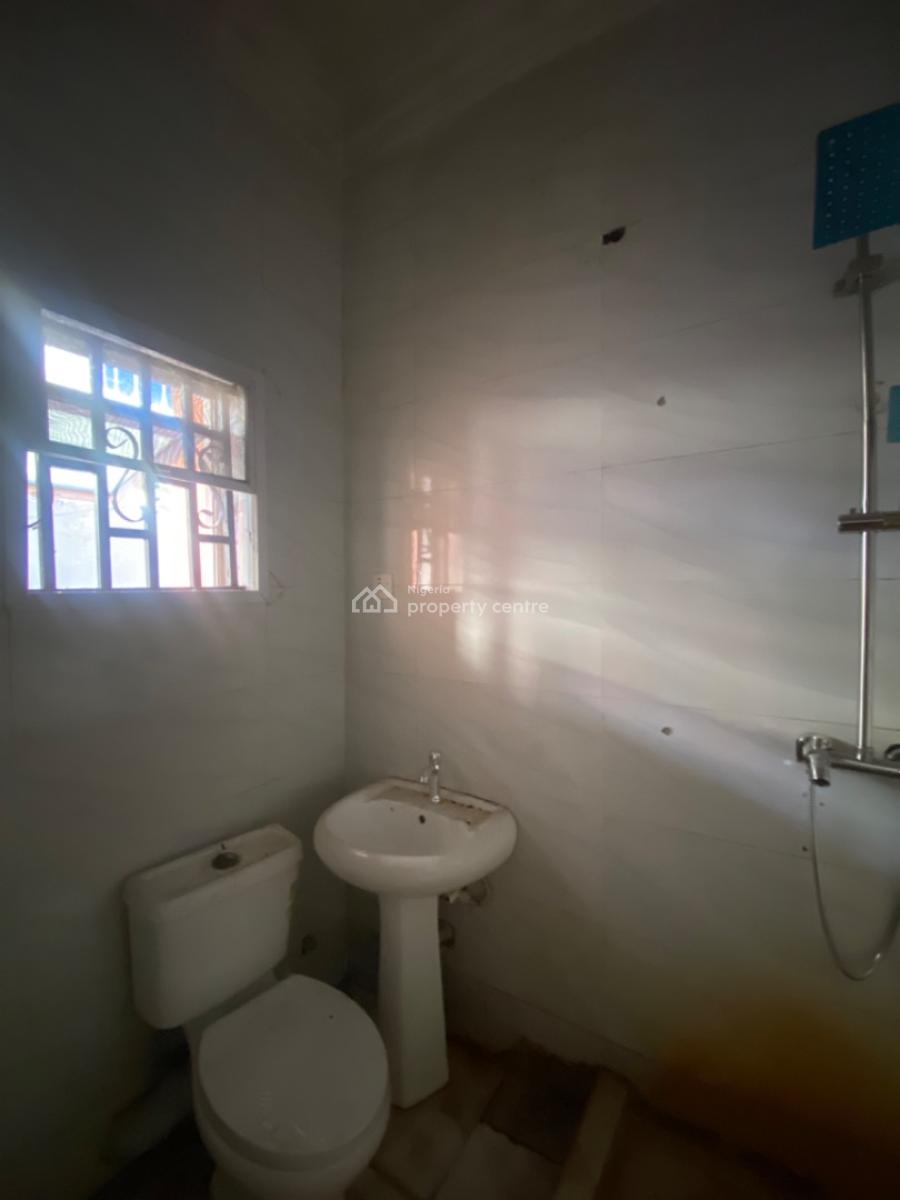 Luxury Clean 2 Bedroom, Behind Lbs, Sangotedo, Ajah, Lagos, Flat / Apartment for Rent