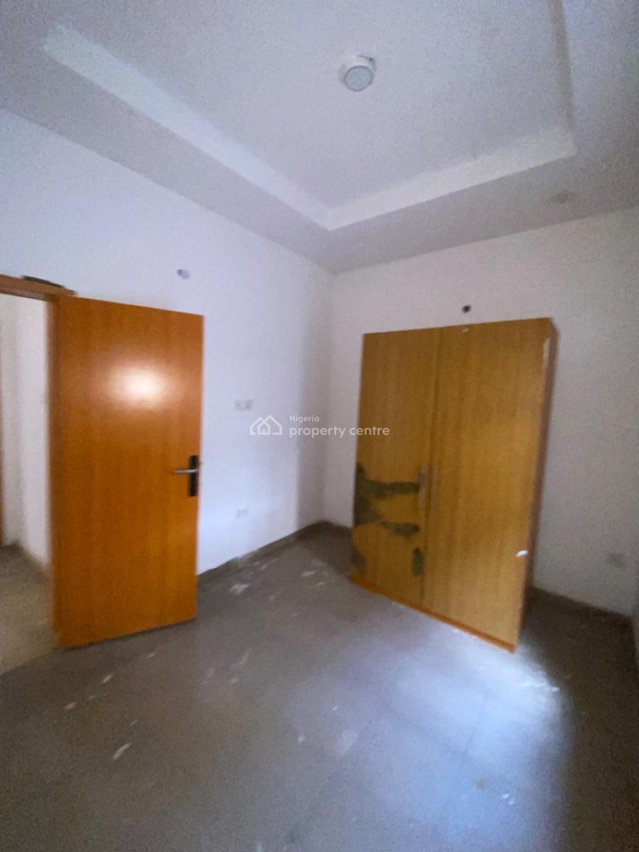 Luxury Clean 2 Bedroom, Behind Lbs, Sangotedo, Ajah, Lagos, Flat / Apartment for Rent