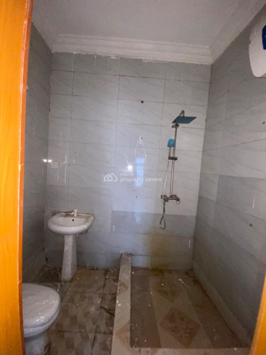 Luxury Clean 2 Bedroom, Behind Lbs, Sangotedo, Ajah, Lagos, Flat / Apartment for Rent