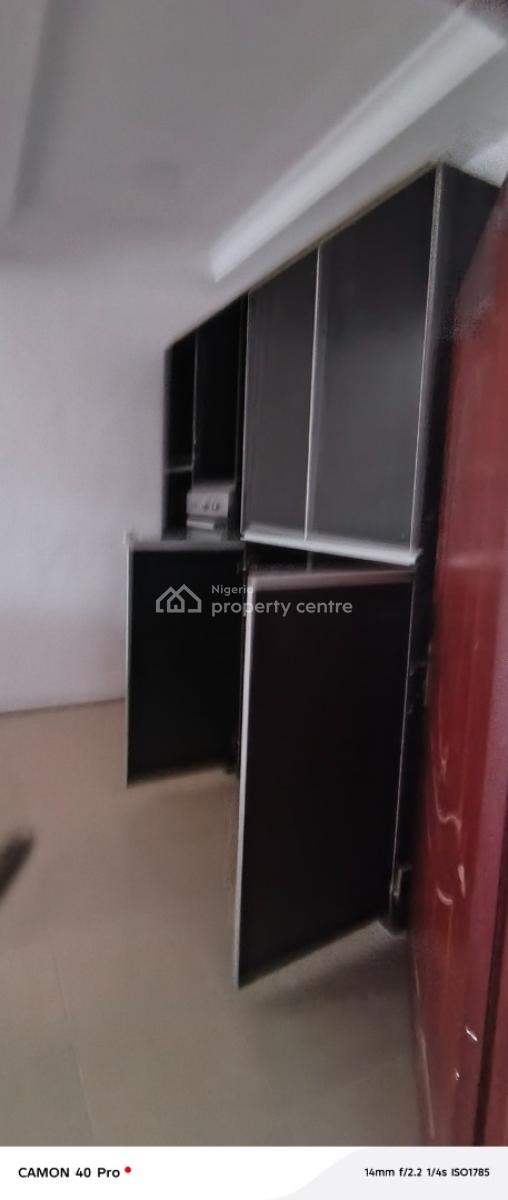 4bedroom Duplex in Lekki Right, By Maruwa Bus Stop, Lekki, Lagos, Terraced Duplex for Rent