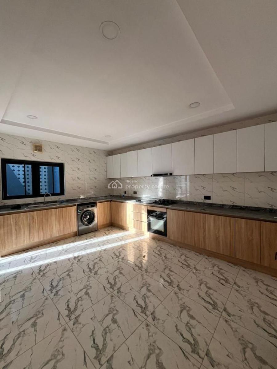 Luxury Newly Built 3bedroom Penthouse with Bq and Swimming Pool, Lekki Phase 1, Lekki Phase 1, Lekki, Lagos, Flat / Apartment for Rent