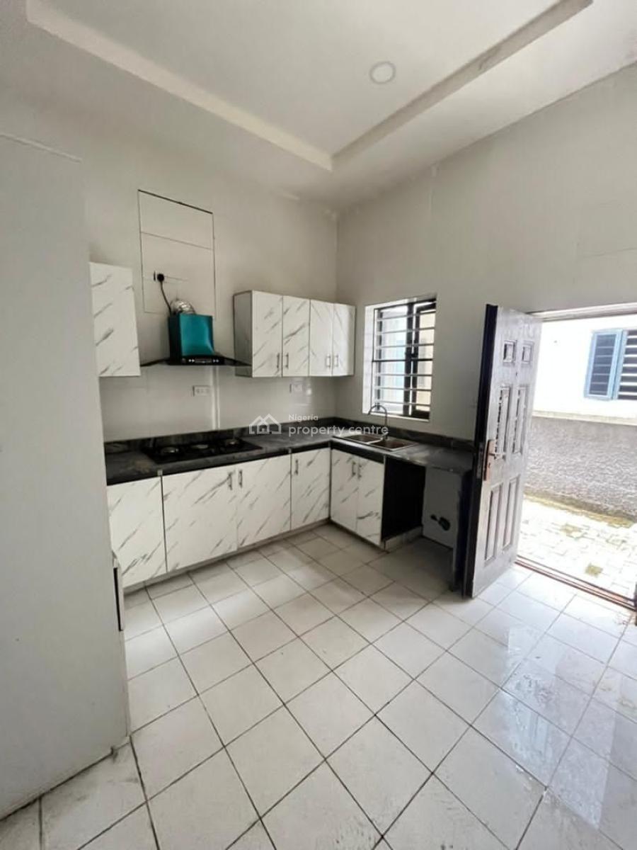 Luxury Newly Built 3bedroom Penthouse with Bq and Swimming Pool, Lekki Phase 1, Lekki Phase 1, Lekki, Lagos, Flat / Apartment for Rent
